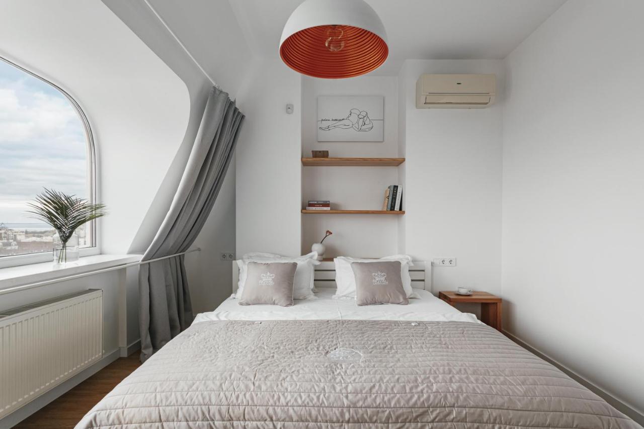 Royal Sky Apartments Odesa Exterior photo