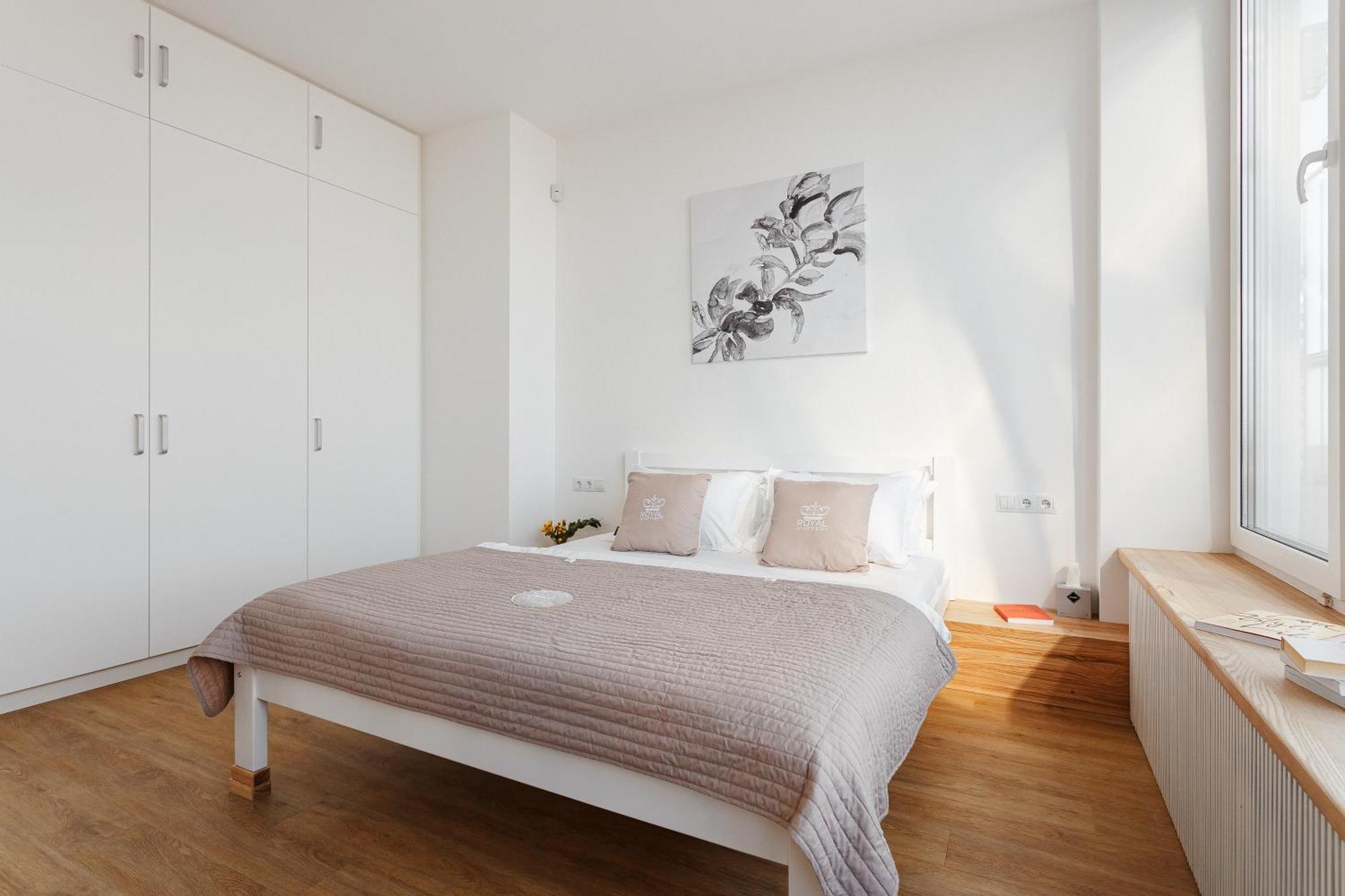 Royal Sky Apartments Odesa Room photo