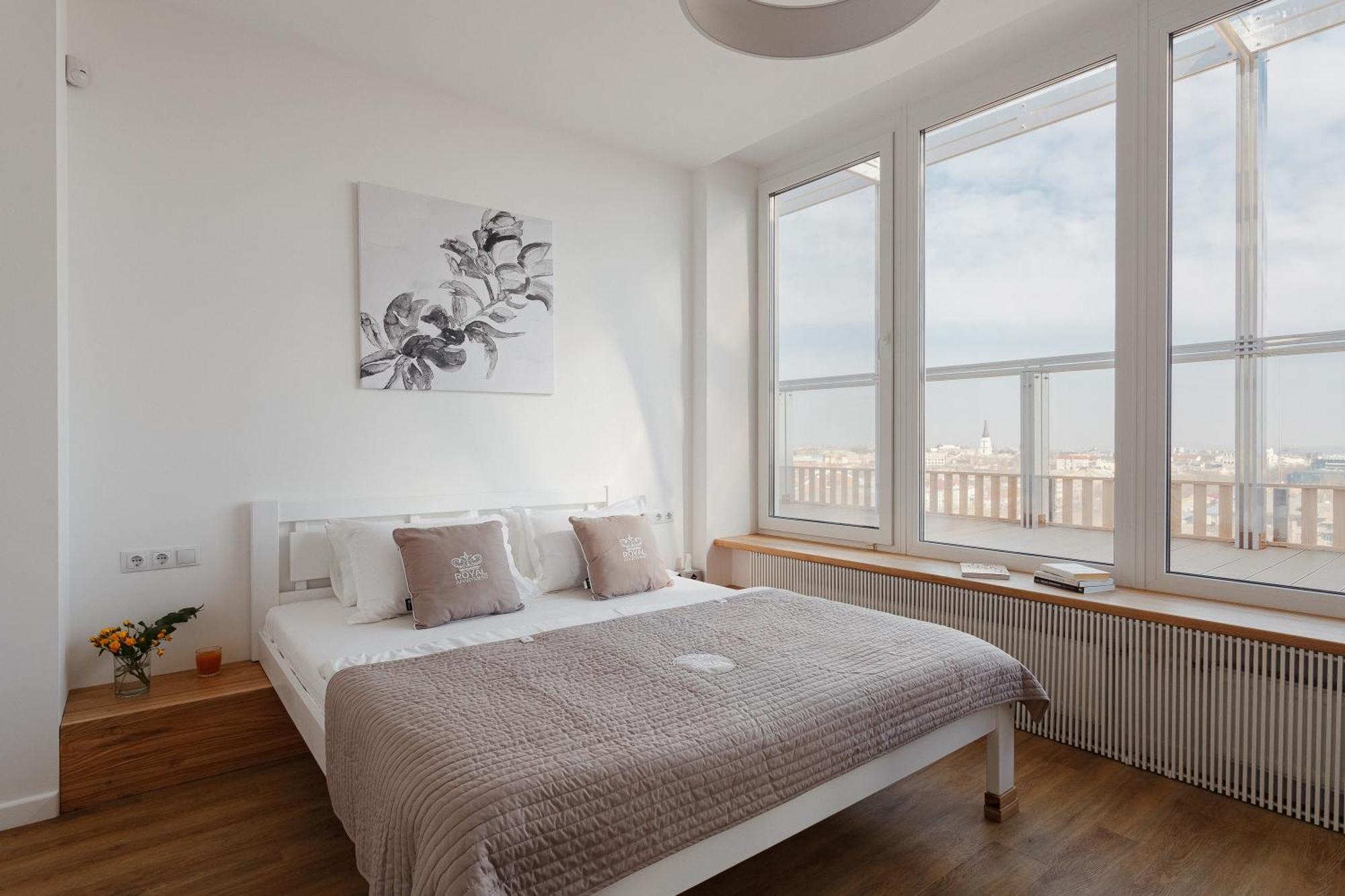 Royal Sky Apartments Odesa Room photo