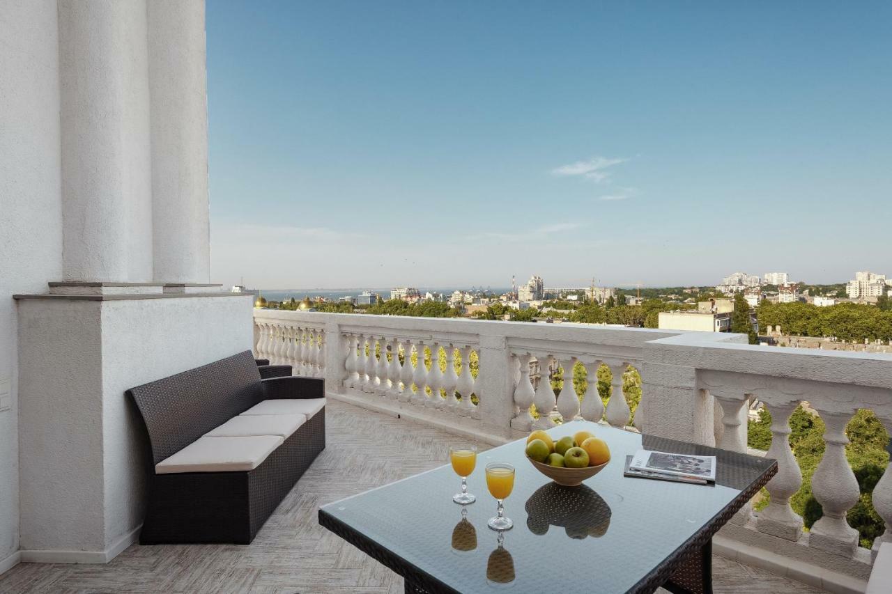 Royal Sky Apartments Odesa Exterior photo