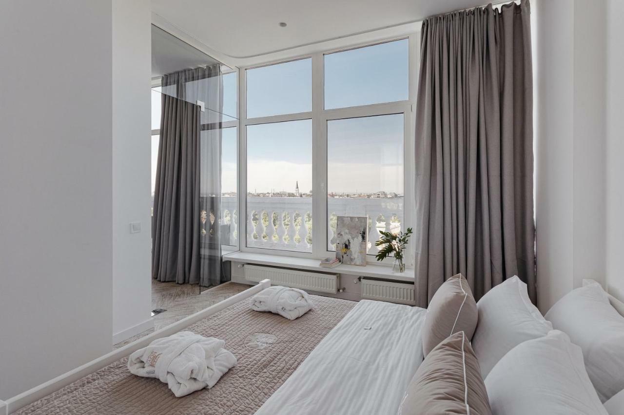 Royal Sky Apartments Odesa Exterior photo